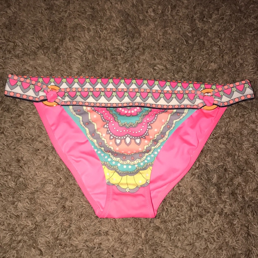 Victoria’s Secret bikini bottoms